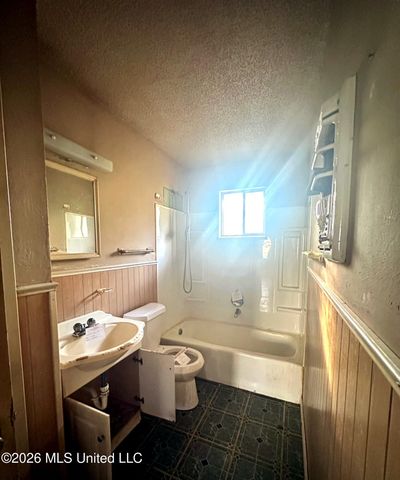 124 Cliff Mitchell Road, Picayune, MS 39466