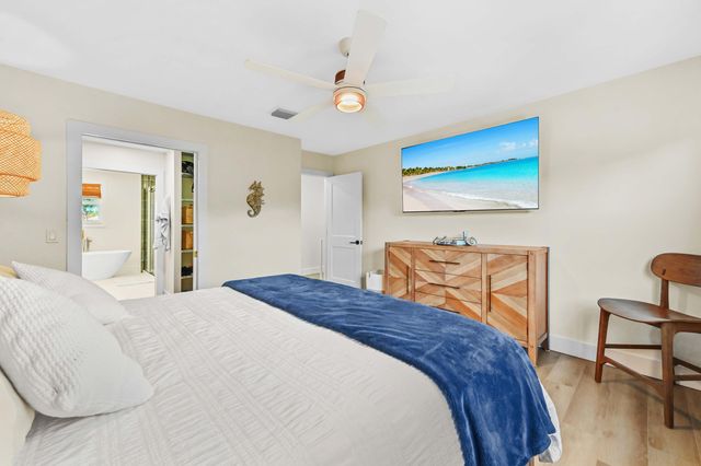 8017 Stirrup Cay Court, Boynton Beach, FL 33436