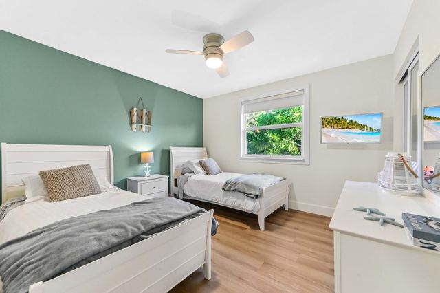 8017 Stirrup Cay Court, Boynton Beach, FL 33436