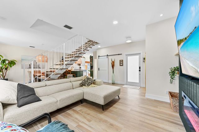 8017 Stirrup Cay Court, Boynton Beach, FL 33436