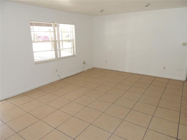 3216 NW 46TH AVENUE, Gainesville, FL 32605
