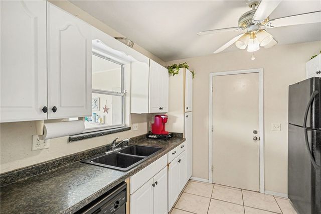 748 Cranbrook Avenue NE, Palm Bay, FL 32905