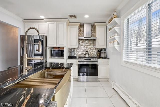 47 Cherokee Ave, Rockaway Twp., NJ 07866