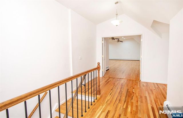 21 Hopkins Street, Hillsdale, NJ 07642