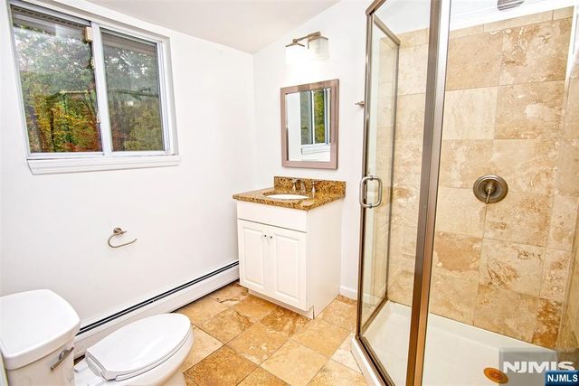 21 Hopkins Street, Hillsdale, NJ 07642