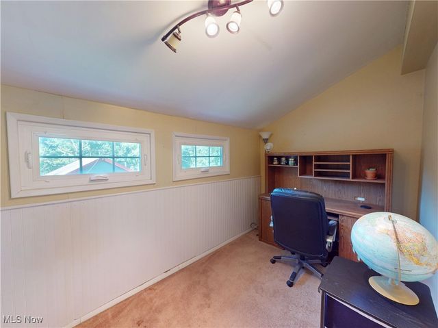 1136 Erieview Road, Cleveland Heights, OH 44121