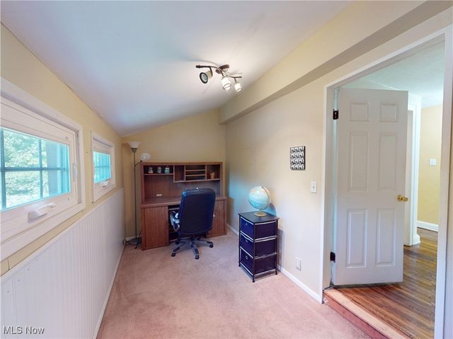 1136 Erieview Road, Cleveland Heights, OH 44121