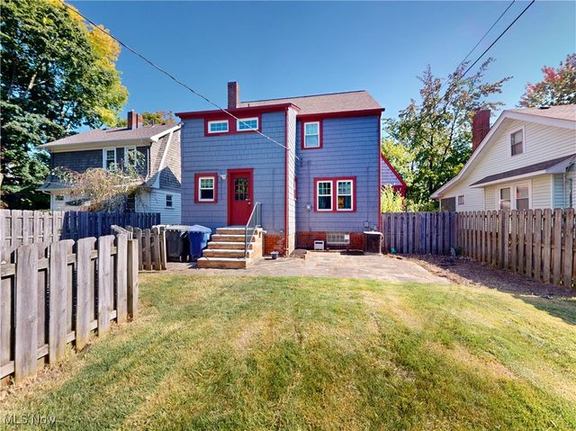 1136 Erieview Road, Cleveland Heights, OH 44121