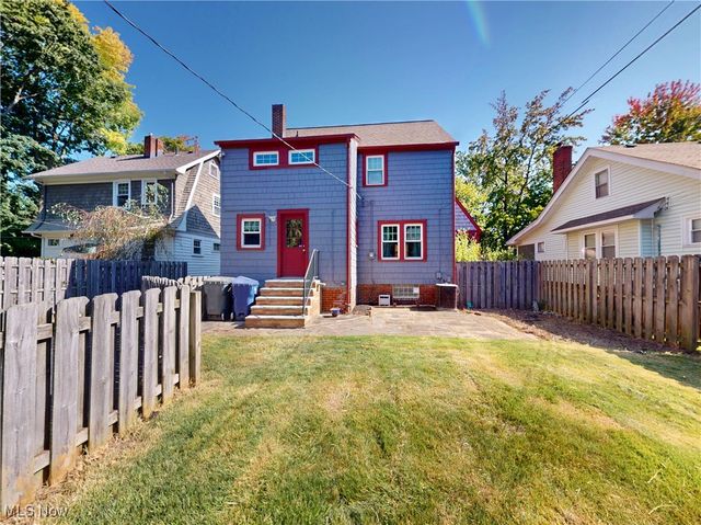 1136 Erieview Road, Cleveland Heights, OH 44121