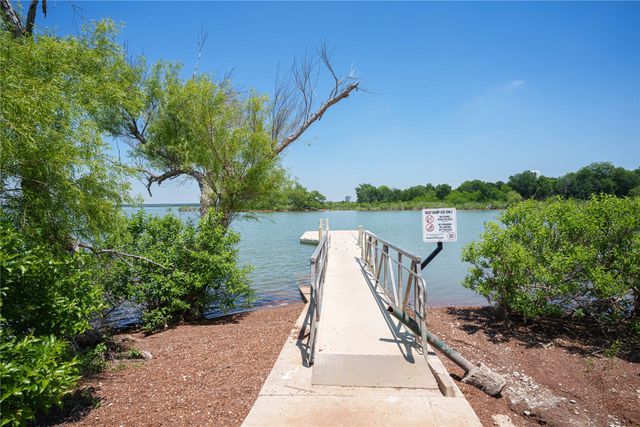 1524 Briarcrest Drive, Grapevine, TX 76051