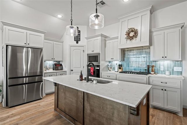 1121 NW 12th Street, Newcastle, OK 73065