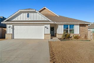 1121 NW 12th Street, Newcastle, OK 73065