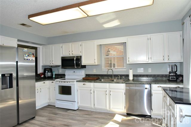 1429 Cierra Lane, Richburg, SC 29729