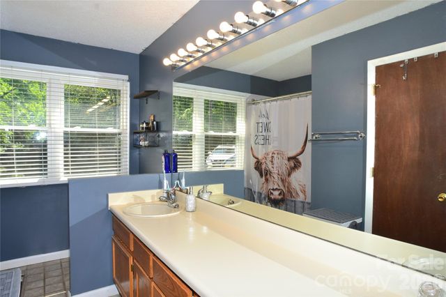 1429 Cierra Lane, Richburg, SC 29729