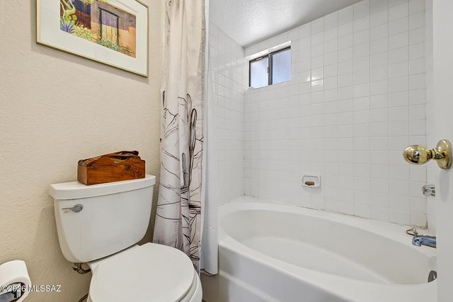 200 E Ridgeland Street, Oro Valley, AZ 85737