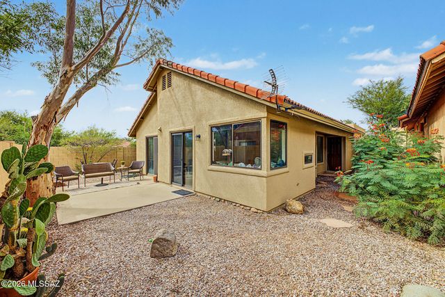 200 E Ridgeland Street, Oro Valley, AZ 85737