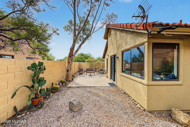 200 E Ridgeland Street, Oro Valley, AZ 85737