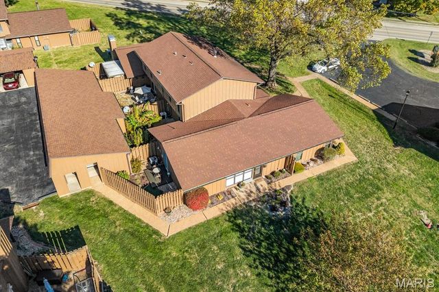 204 Whitehall Court, Belleville, IL 62223