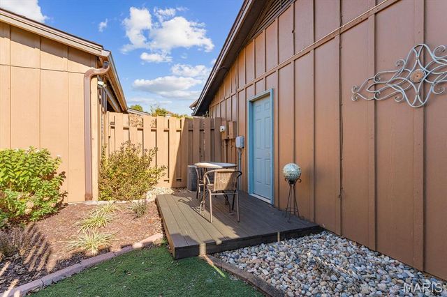 204 Whitehall Court, Belleville, IL 62223