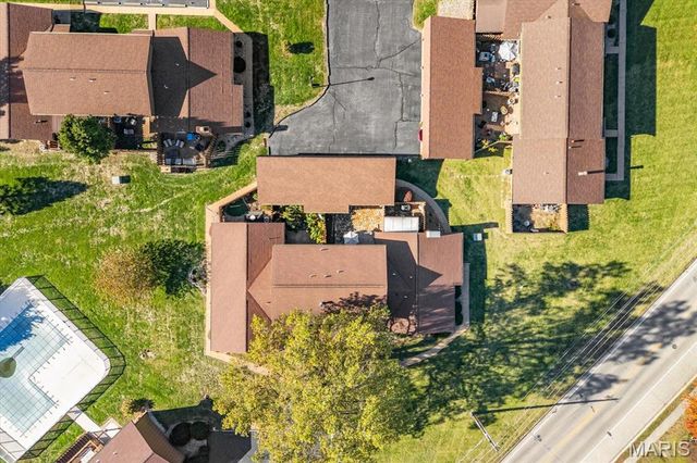 204 Whitehall Court, Belleville, IL 62223