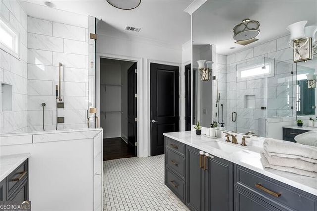 1760 Barclay Close NW, Atlanta, GA 30318