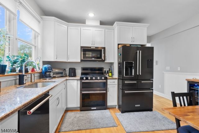 129 Claremont Ave 2, Montclair Twp., NJ 07042