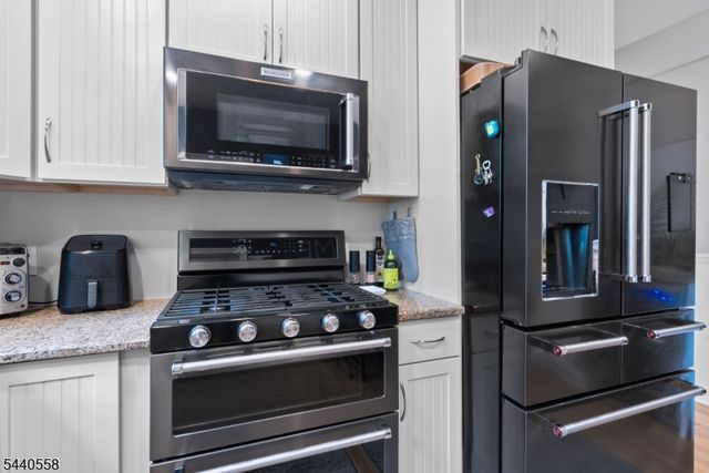 129 Claremont Ave 2, Montclair Twp., NJ 07042