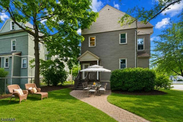 129 Claremont Ave 2, Montclair Twp., NJ 07042