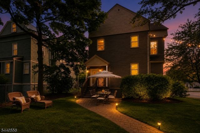129 Claremont Ave 2, Montclair Twp., NJ 07042