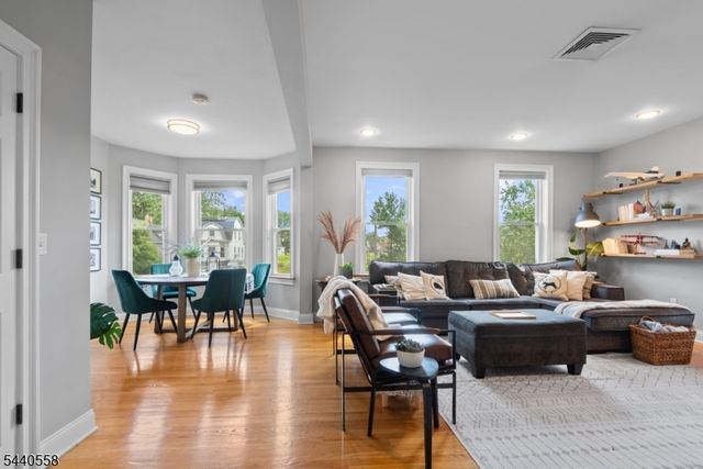129 Claremont Ave 2, Montclair Twp., NJ 07042