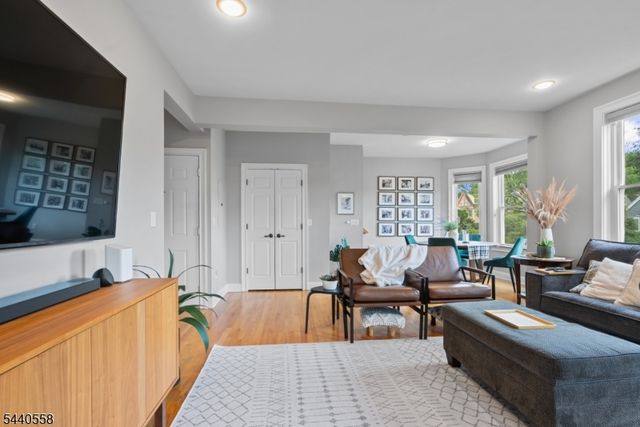 129 Claremont Ave 2, Montclair Twp., NJ 07042