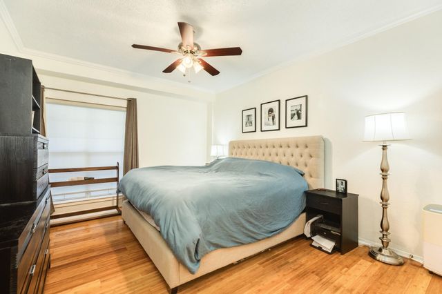 921 Marine Drive 120, Galveston, TX 77550