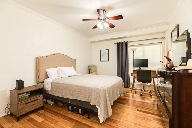 921 Marine Drive 120, Galveston, TX 77550