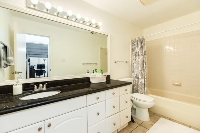 921 Marine Drive 120, Galveston, TX 77550