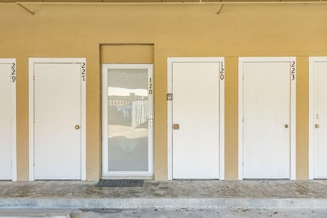 921 Marine Drive 120, Galveston, TX 77550