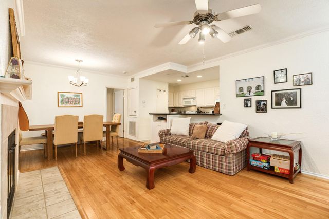 921 Marine Drive 120, Galveston, TX 77550