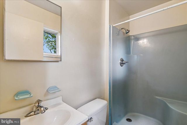 5004 STEWART CT, College Park, MD 20740