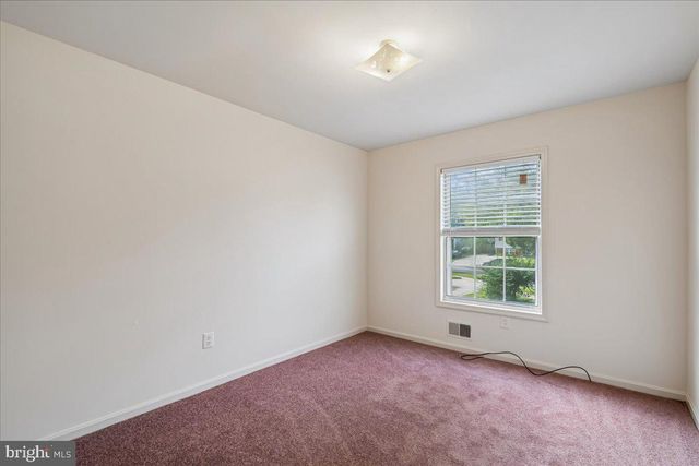 5004 STEWART CT, College Park, MD 20740
