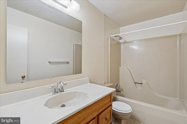 5004 STEWART CT, College Park, MD 20740