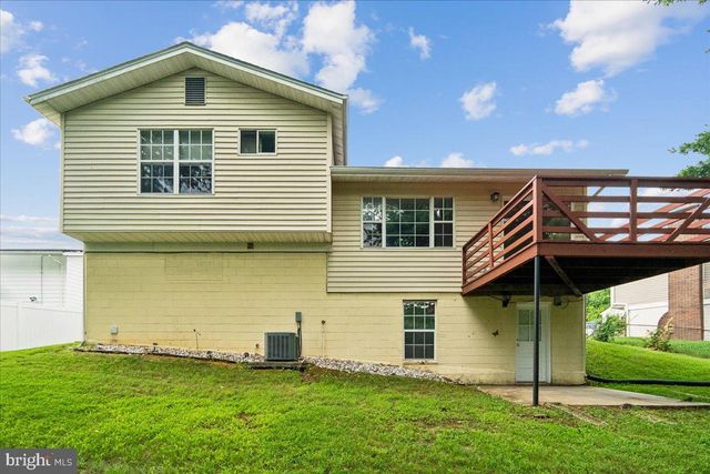 5004 STEWART CT, College Park, MD 20740