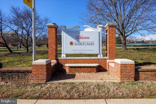 5004 STEWART CT, College Park, MD 20740