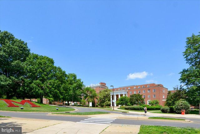5004 STEWART CT, College Park, MD 20740
