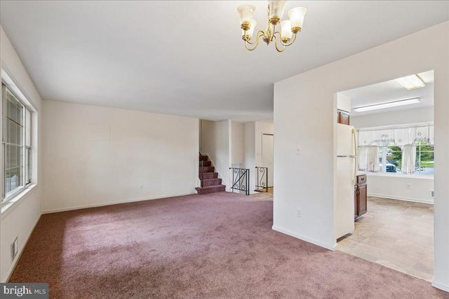 5004 STEWART CT, College Park, MD 20740