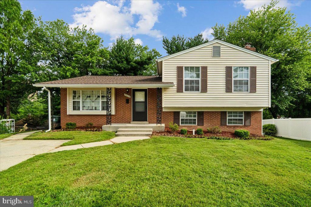 5004 STEWART CT, College Park, MD 20740