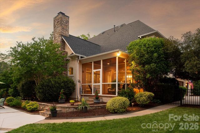 3008 Saint Andrews Court, Fort Mill, SC 29707