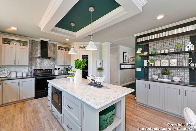 6193 County Road 434, Stockdale, TX 78160