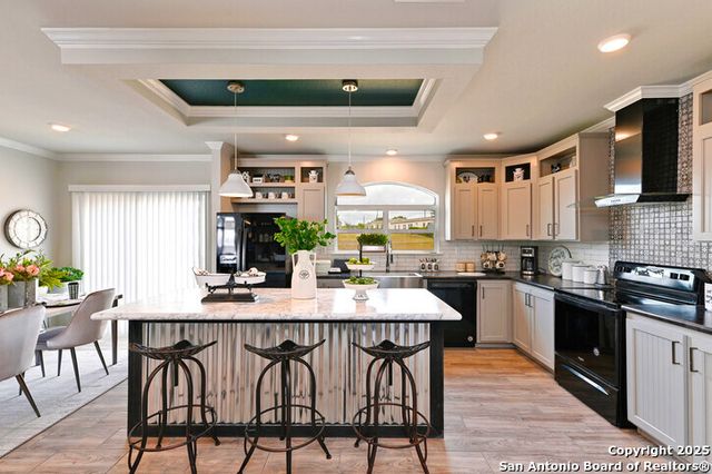 6193 County Road 434, Stockdale, TX 78160