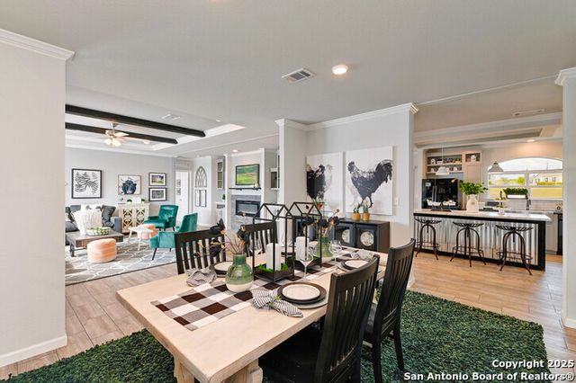 6193 County Road 434, Stockdale, TX 78160