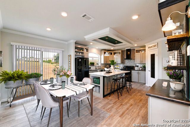 6193 County Road 434, Stockdale, TX 78160