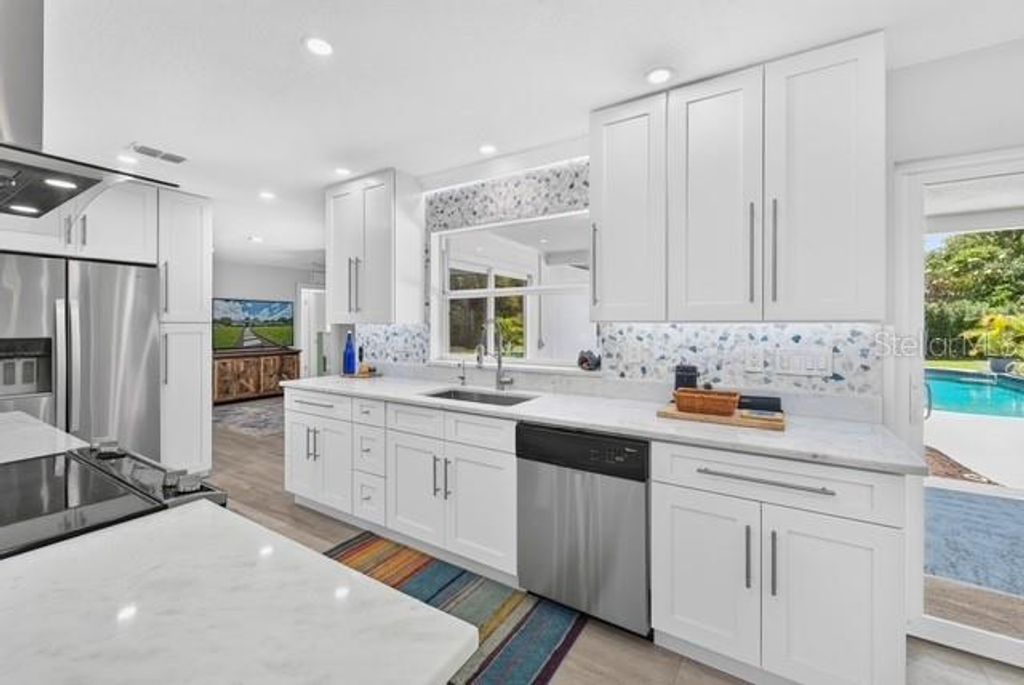 Image 14 of property listing at 1321 CARLTON STREET, Longwood, FL 32750